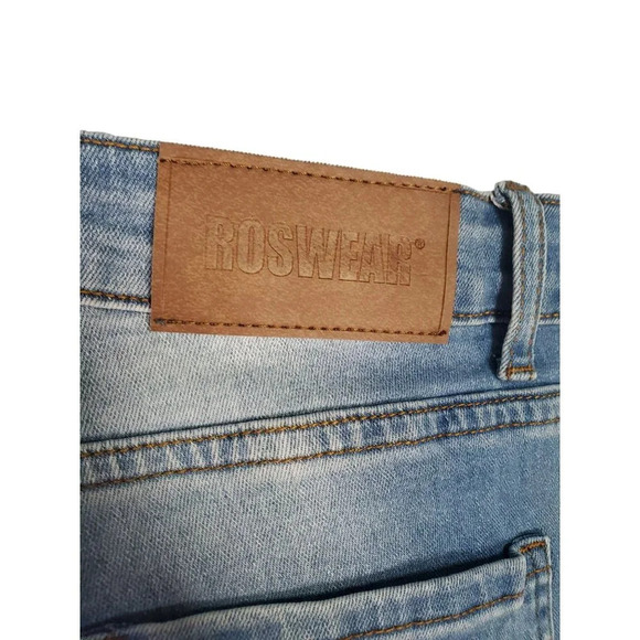 Roswear Mid Rise Frayed Hem Ripped Skinny Stretchy Jeans Womens Size XL NWT - Picture 6 of 8